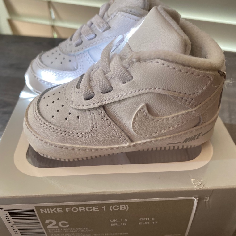 Nike Air Force 1 a crib booties for baby size 2c